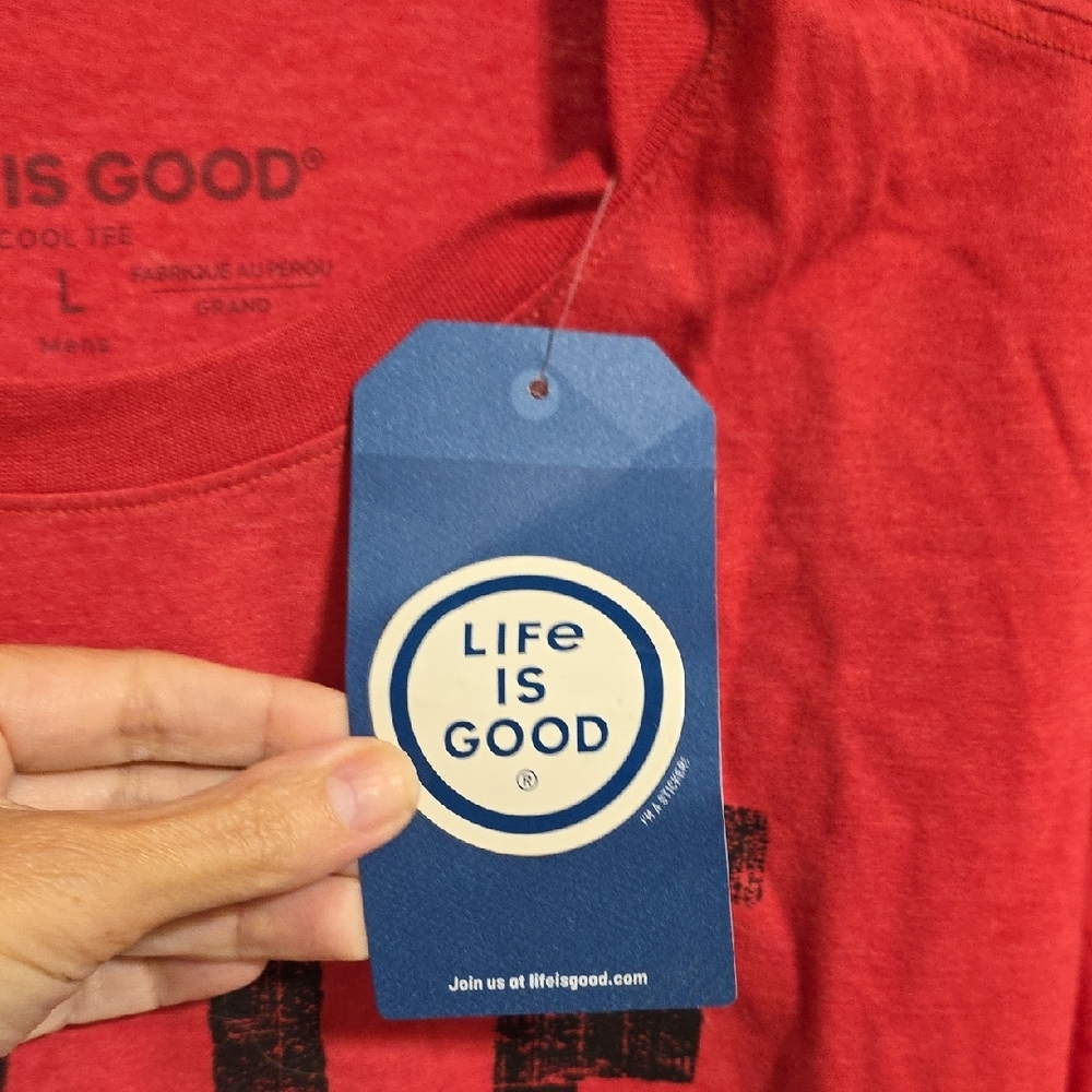 Life Is Good - WTF Where's The Fish? Red T-shirt - Picture 6 of 7
